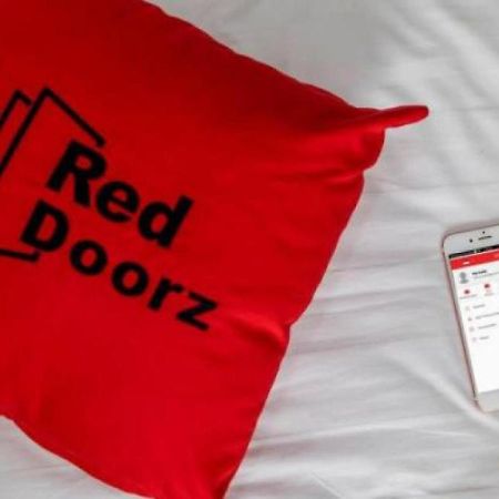 Reddoorz Near Rs Husada Jakarta Exterior photo