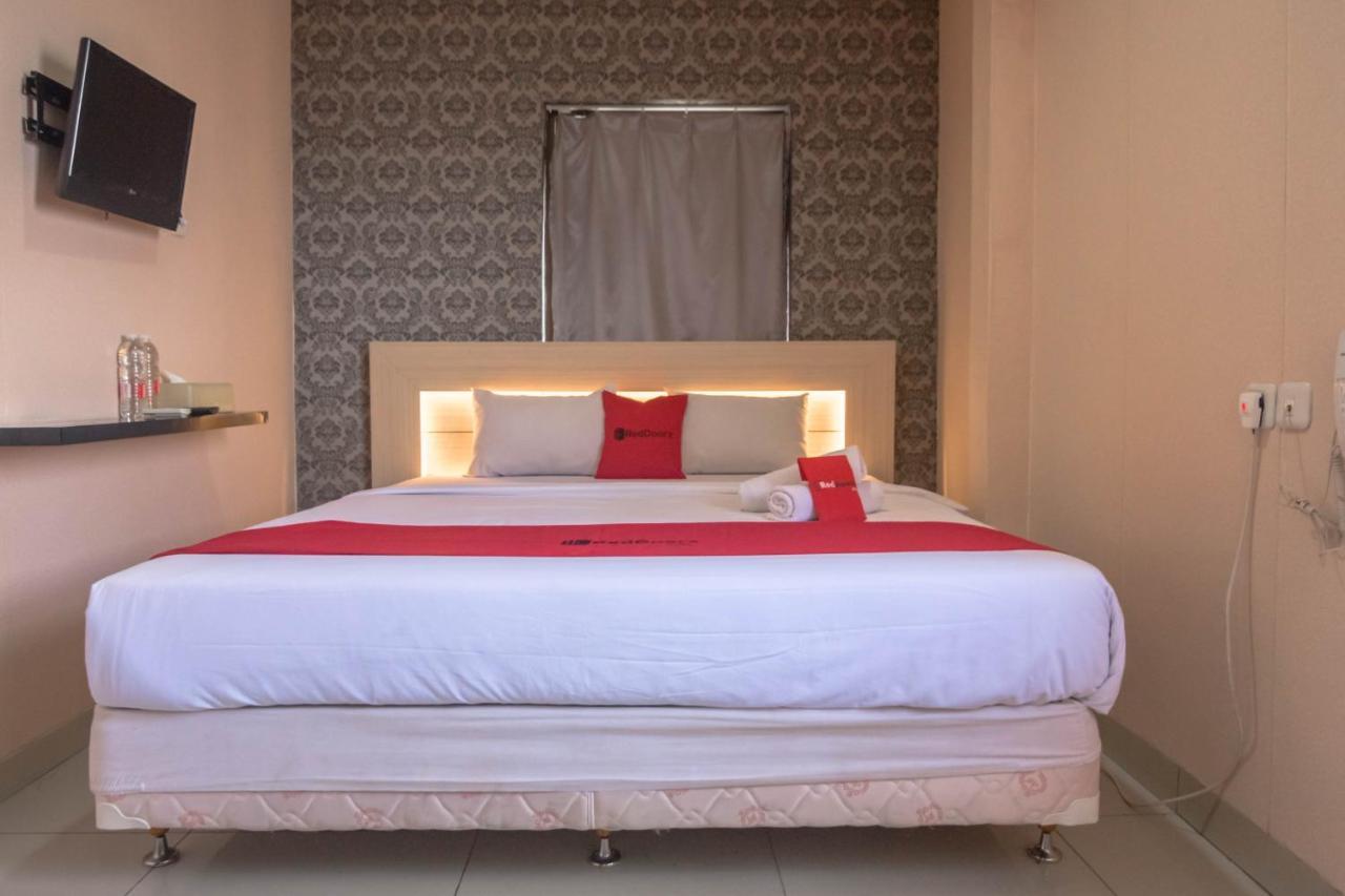 Reddoorz Near Rs Husada Jakarta Exterior photo