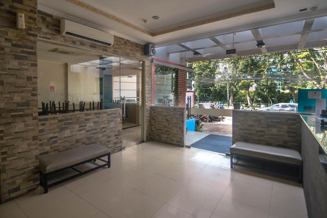 Reddoorz Near Rs Husada Jakarta Exterior photo